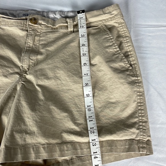 Old Navy Khaki Colored Shorts Womans Size 14 Regular - Picture 7 of 7
